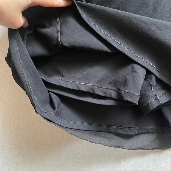 Alo Yoga Black CoolFit Tennis Skort Built-In Shorts & Pockets Size Medium - Picture 3 of 7